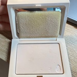 Fenty beauty powder